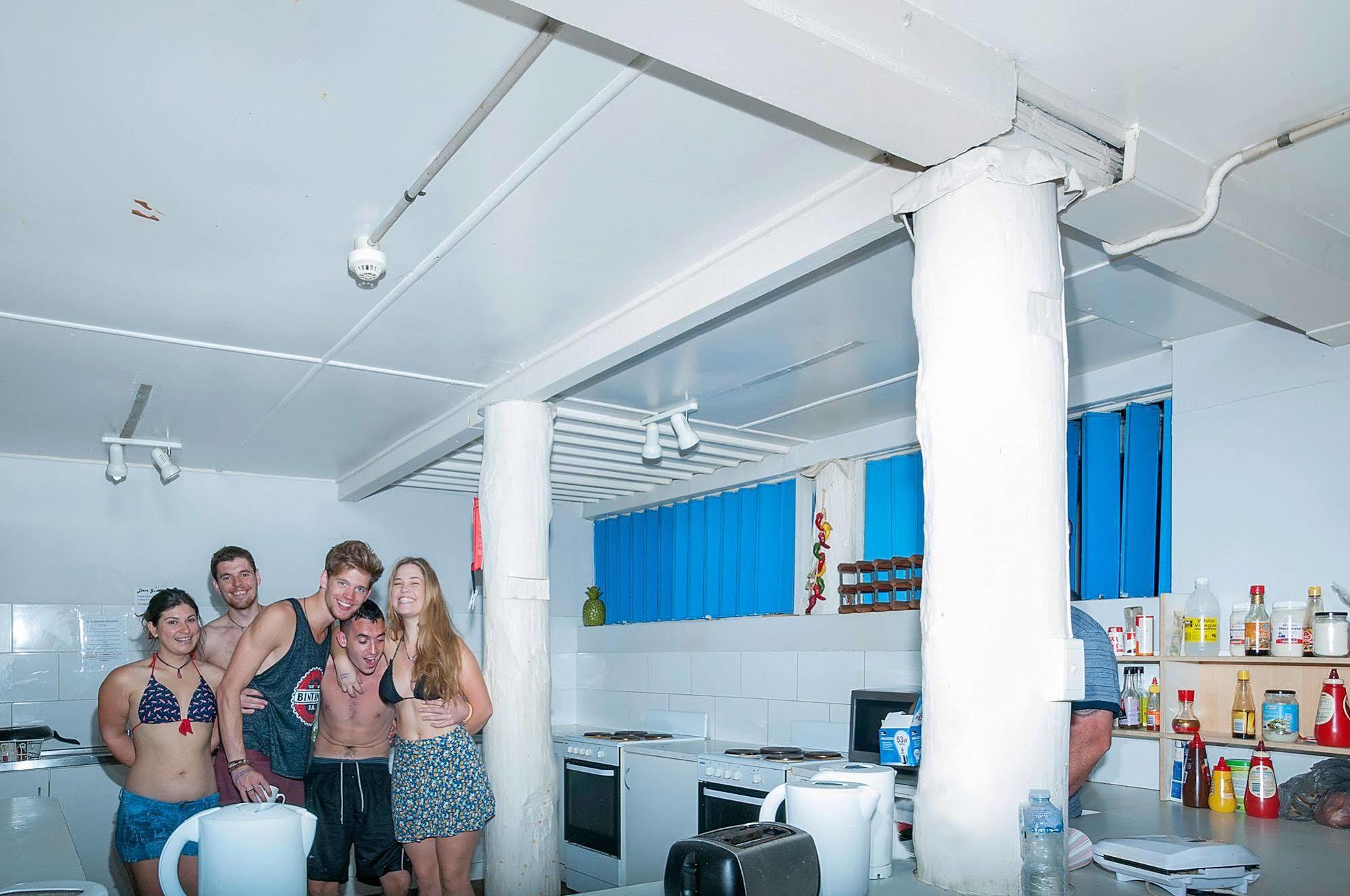 Albergue Reef Backpackers Cairns Exterior foto