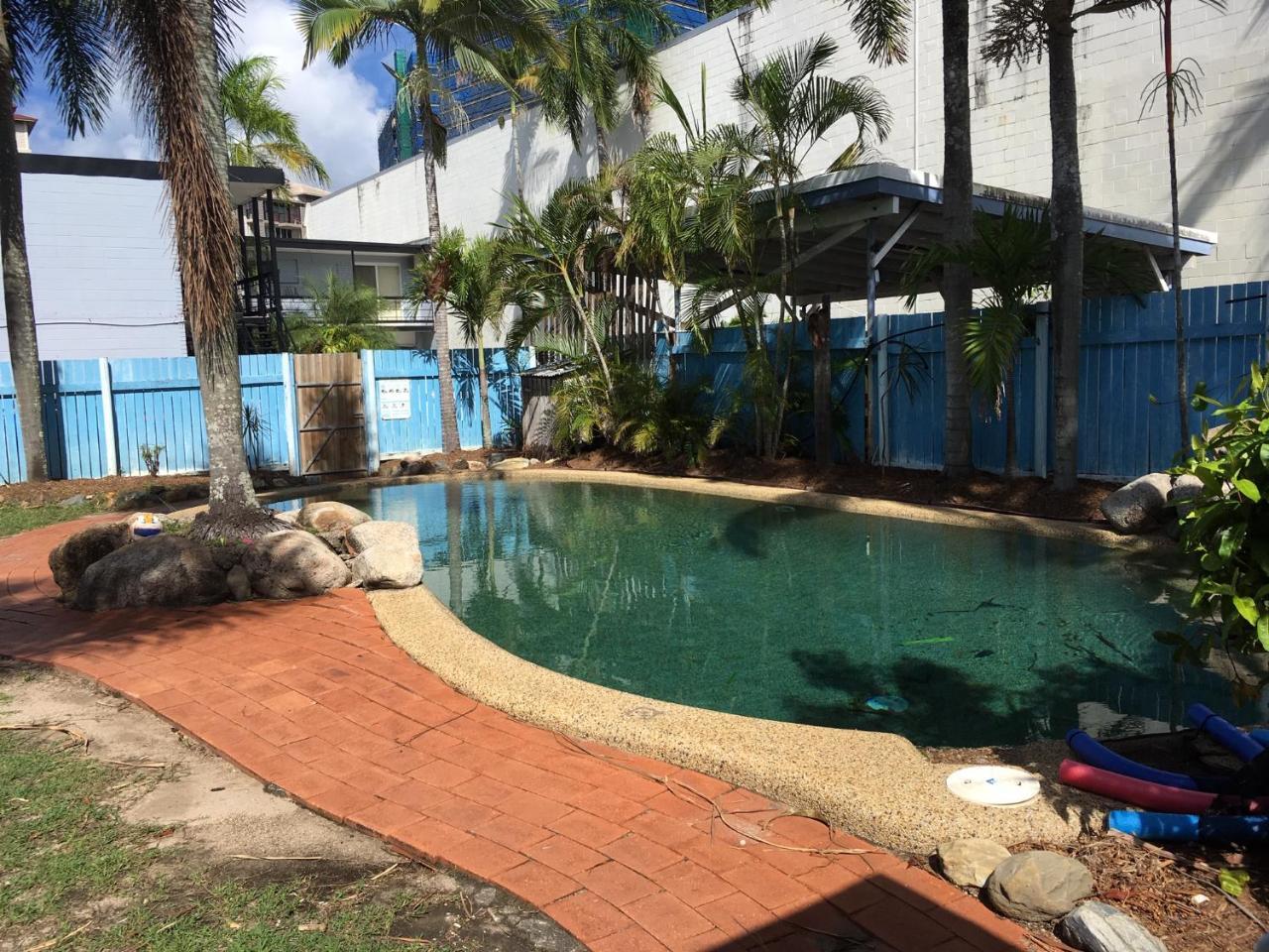 Albergue Reef Backpackers Cairns Exterior foto